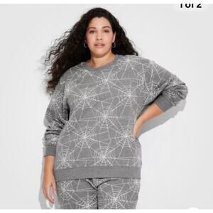 Doe | Women's Spiderweb Print Halloween Graphic Sweatshirt Gray Crew Neck Sz XL